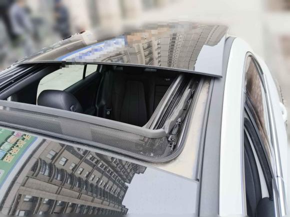 [无锡·苏B] 二手奔驰奔驰A级2022款 改款 A 180 L 运动轿车