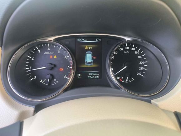 [广州·粤D] 二手日产奇骏2014款 2.0L CVT舒适版 2WD