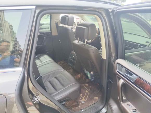 [成都·川A] 二手大众途锐2017款 3.0TSI 拓野型