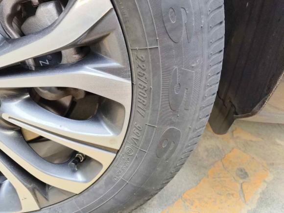 [成都·川A] 二手别克别克GL82022款 陆上公务舱 652T 豪华型