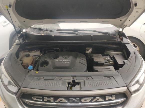 [武汉·鄂A] 二手长安长安CS552017款 1.5T 手动炫色型