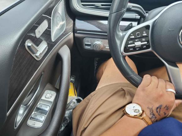 [青岛·鲁B] 二手奔驰奔驰GLE2020款 改款 GLE 350 4MATIC 时尚型特别版