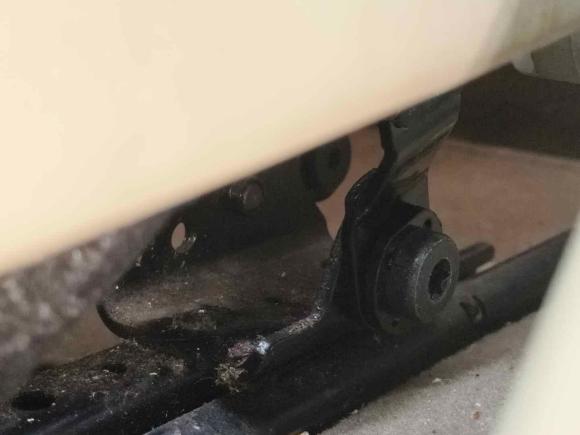 [佛山·粤E] 二手沃尔沃沃尔沃S602012款 1.6T DRIVe 智雅版