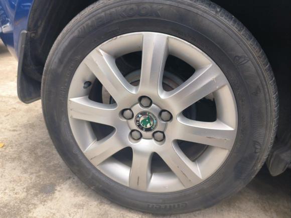 [深圳·粤B] 二手斯柯达晶锐2009款 1.6L 自动晶灵版