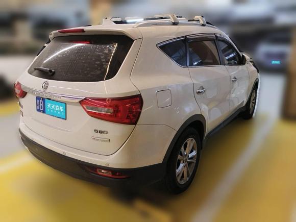 [青岛·鲁B] 二手东风风光风光5802017款 1.8L 手动舒适型