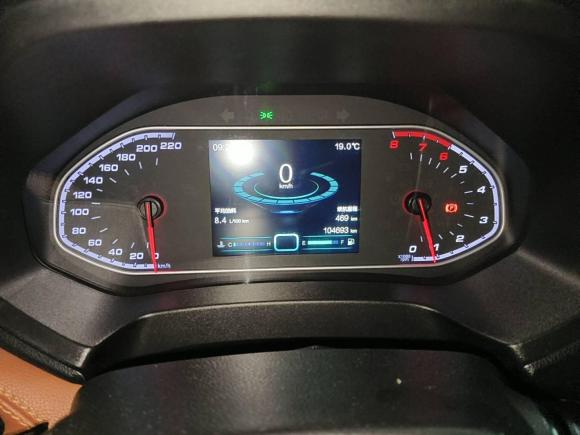 [上海·皖B] 二手奇瑞瑞虎72016款 1.5T 手动耀臻版