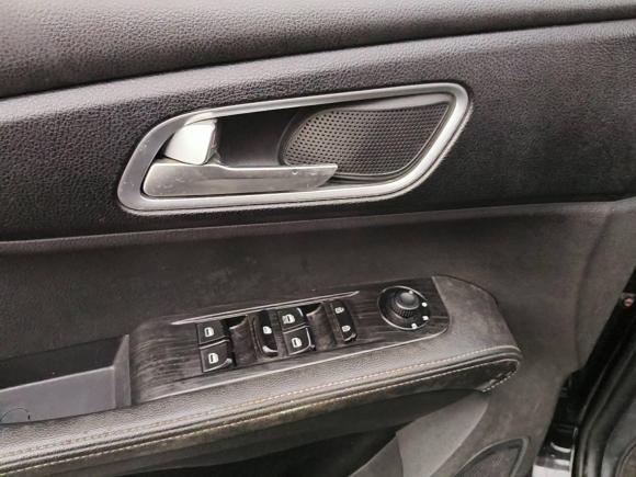 [广州·湘D] 二手SWM斯威汽车SWM斯威X72016款 1.5T 手动豪华型 7座