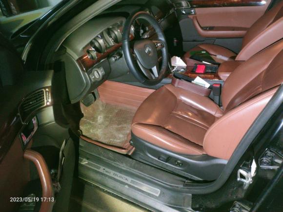 [上海·沪D] 二手别克林荫大道2011款 博鳌论坛纪念版