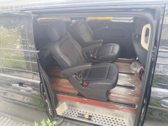 [上海·沪E] 二手奔驰威霆2018款 2.0T 商务版 国VI