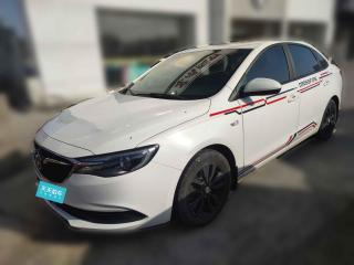 别克英朗2019款15T双离合穿越火线联名限量无畏版