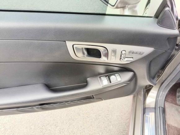 [北京·晋M] 二手奔驰奔驰SLK级2011款 SLK 200 时尚型