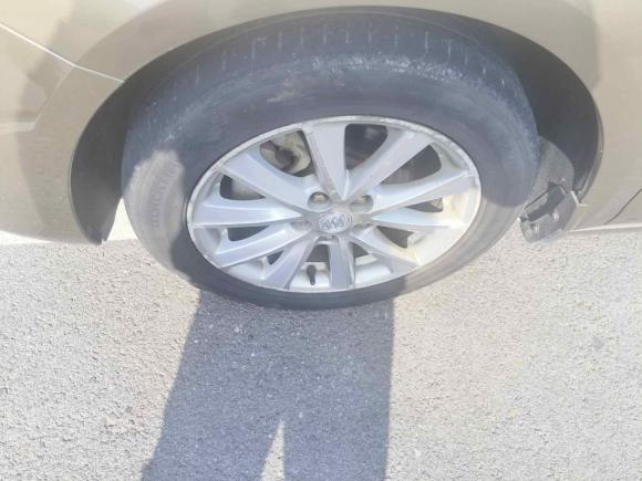 [青岛·鲁B] 二手别克威朗2015款 三厢 20T 双离合领先型