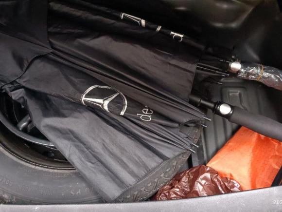 [上海·沪E] 二手奔驰奔驰E级2013款 E 300 L 优雅型