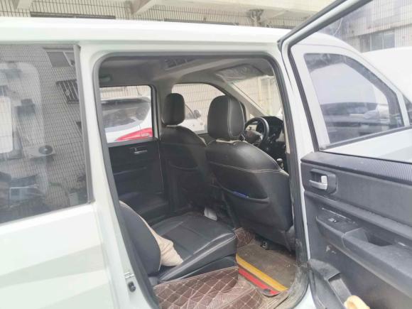 [深圳·湘L] 二手五菱汽车五菱宏光PLUS2020款 1.5L 手动舒适型 7座