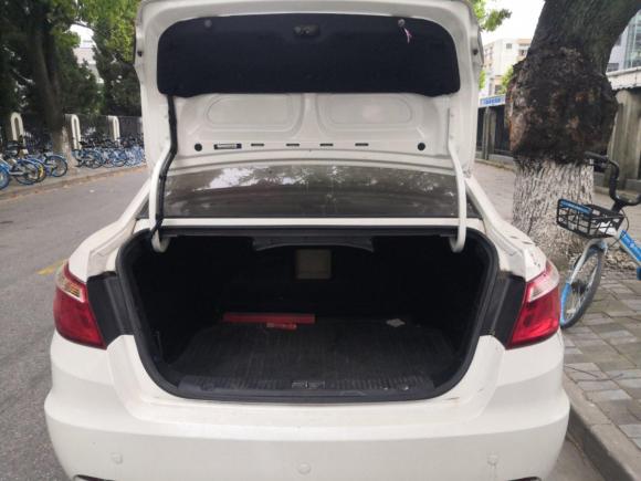 [上海·豫Q] 二手长安逸动2014款 1.6L 手动尊贵型