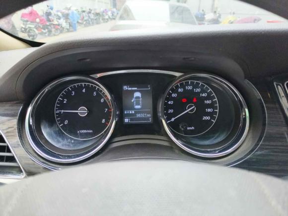 [上海·苏E] 二手宝骏宝骏7302016款 1.5L 手动舒适型 7座 国V