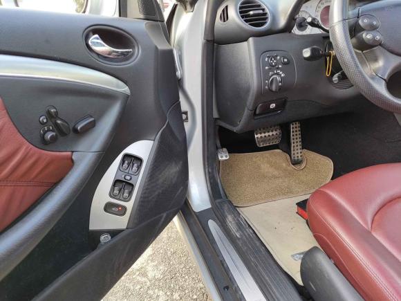 [上海·沪A] 二手奔驰奔驰CLK级2006款 CLK 350 双门轿跑车