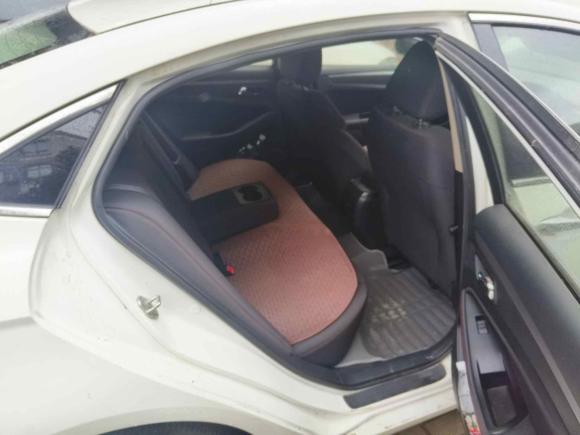 [南昌·赣A] 二手奔腾奔腾B702016款 2.0L 自动舒适型