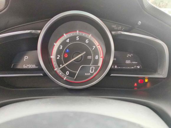 [深圳·粤B] 二手马自达马自达3 昂克赛拉2014款 三厢 2.0L 自动旗舰型