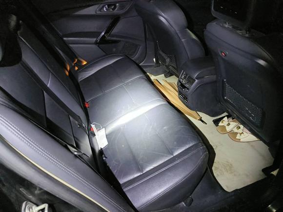 [常州·苏D] 二手标致标致5082011款 2.3L 自动旗舰版