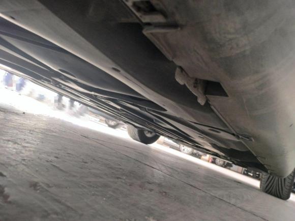 [上海·沪A] 二手雪铁龙雪铁龙C52013款 2.3L 自动尊驭型