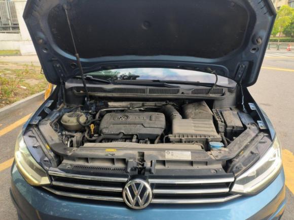 [上海·沪D] 二手大众途安2016款 途安L 330TSI DSG豪华版