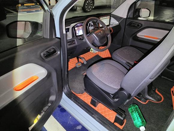 [武汉·鄂A] 二手五菱汽车宏光MINIEV2021款 马卡龙时尚款 磷酸铁锂