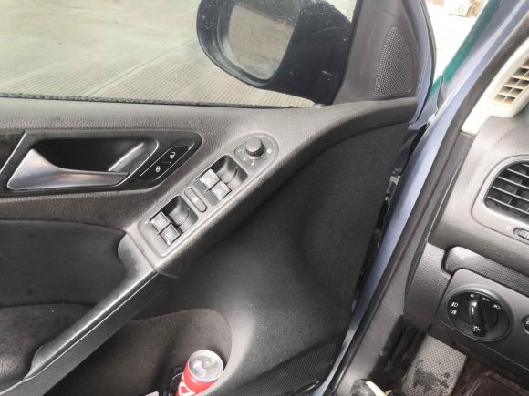 [义乌·粤U] 二手大众高尔夫2010款 1.4TSI 自动舒适型