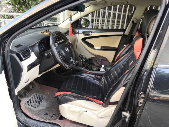 [深圳·粤L] 二手东风风光风光5802016款 1.5T 手动豪华型