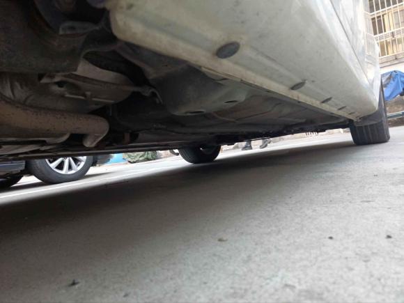 [南通·苏F] 二手荣威荣威3502015款 1.5L 自动豪华天窗版