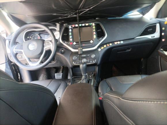 [义乌·浙G] 二手Jeep自由光2020款 2.0L 两驱经典运动版