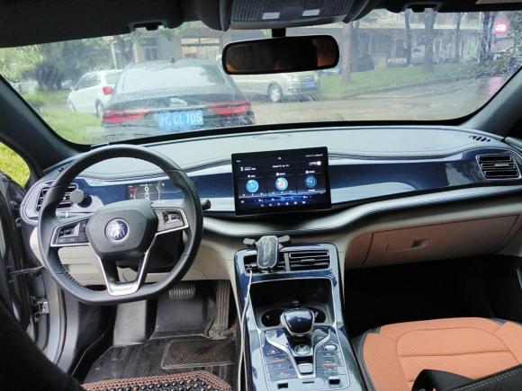 [上海·沪A] 二手比亚迪秦PLUS2021款 DM-i 120KM 尊贵型