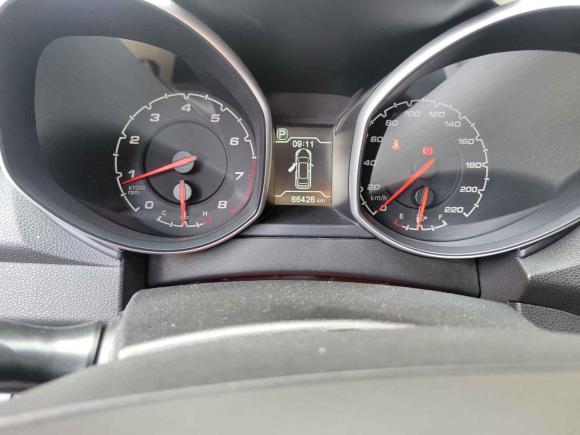 [济南·鲁A] 二手奇瑞瑞虎52015款 2.0L CVT家悦版