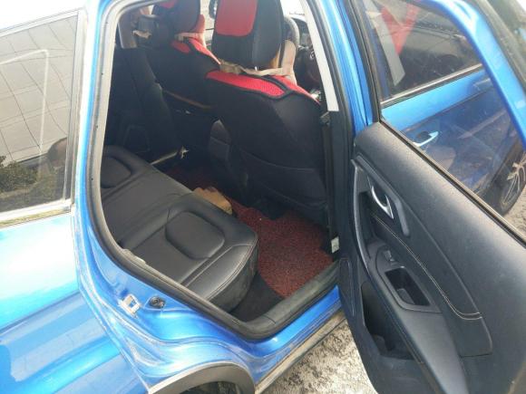 [苏州·苏E] 二手奔腾奔腾X402017款 1.6L 自动尊享型