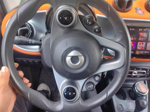 [苏州·苏E] 二手smartsmart fortwo2015款 1.0L 52千瓦硬顶激情版