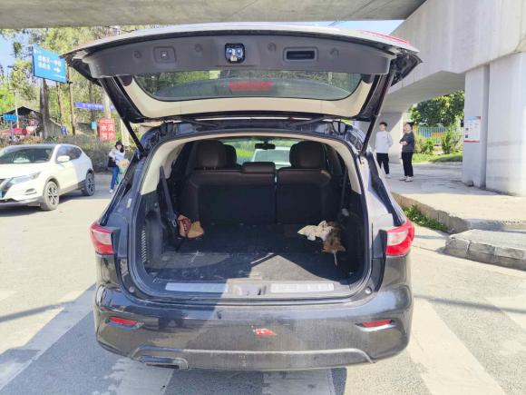 [成都·川A] 二手英菲尼迪英菲尼迪QX602014款 2.5 S/C Hybrid 两驱卓越版