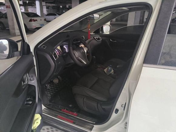 [无锡·苏B] 二手日产奇骏2014款 2.0L CVT舒适版 2WD