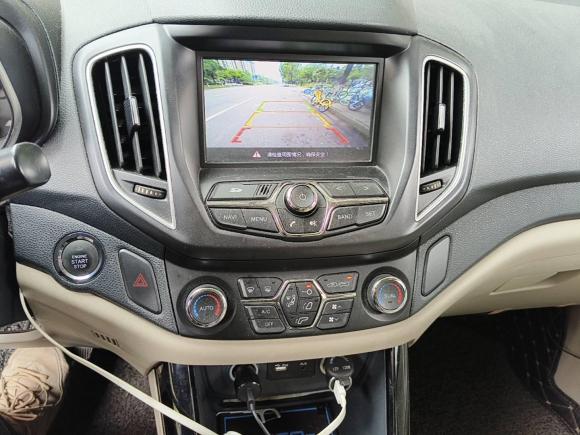 [成都·川A] 二手奇瑞瑞虎52014款 2.0L CVT家尊版