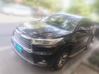 丰田汉兰达2015款 2.0T 两驱精英版 7座