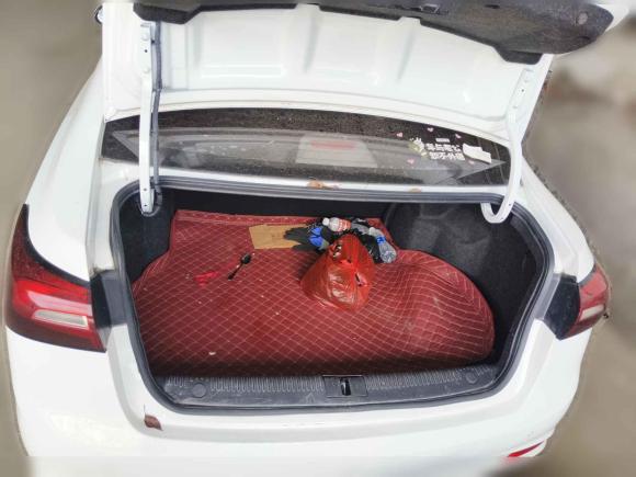 [南昌·赣A] 二手荣威荣威3602018款 PLUS 1.5L 自动尊享版