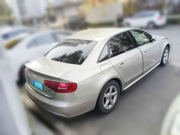 [青岛·鲁B] 二手奥迪奥迪A4L2015款 35 TFSI 自动标准型