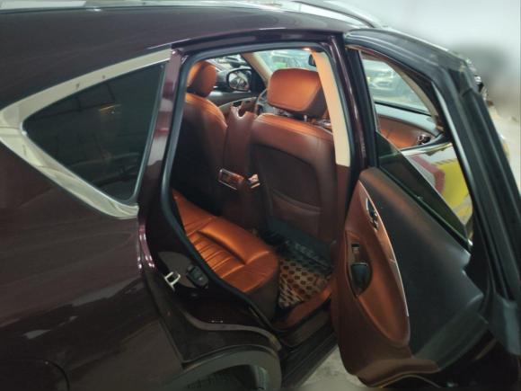 [上海·沪A] 二手英菲尼迪英菲尼迪QX502013款 2.5L 两驱优雅版