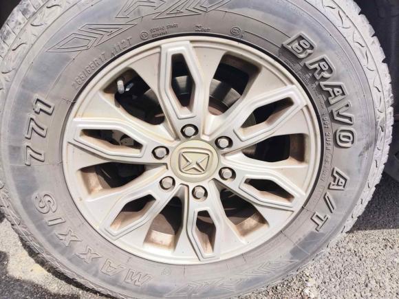 [杭州·浙A] 二手江铃驭胜S3502013款 2.4T 自动两驱柴油豪华版5座