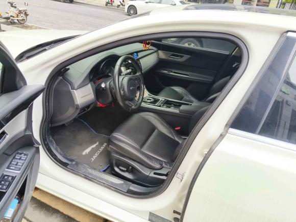 [杭州·赣H] 二手捷豹捷豹XF2016款 XF 2.0T 两驱风华版