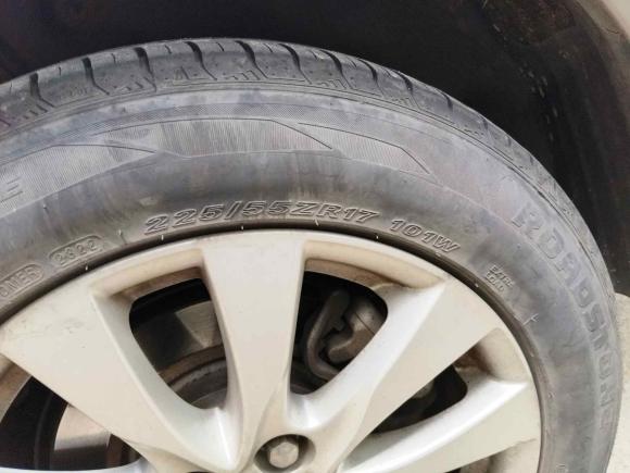 [无锡·苏A] 二手别克君越2013款 2.4L SIDI精英舒适型