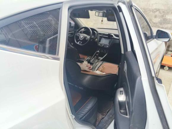 [义乌·渝D] 二手名爵名爵ZS2017款 1.5L 自动豪华版