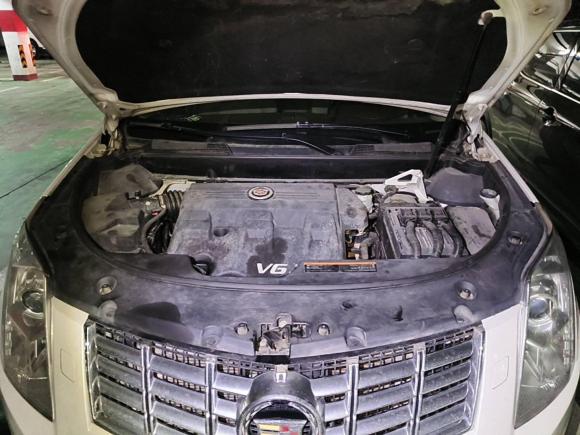 [武汉·鄂A] 二手凯迪拉克凯迪拉克SRX2014款 3.0L 豪华型