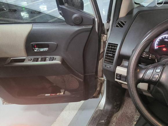 [嘉兴·浙A] 二手马自达马自达52008款 2.0 手动舒适型