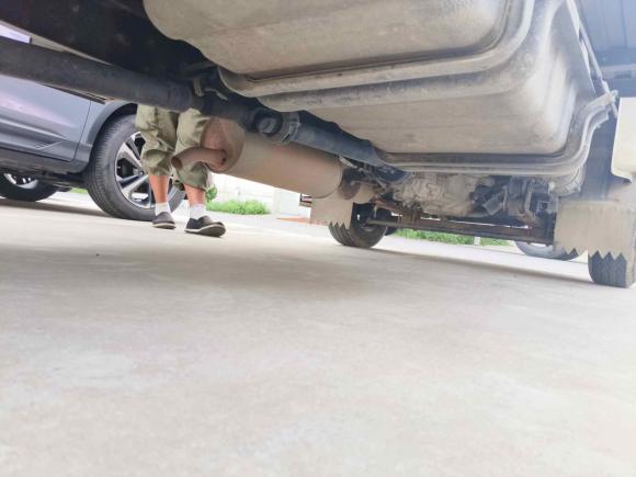 [嘉兴·蒙B] 二手长安跨越跨越者D52021款 1.6L标准版单排栏板双后轮3750mm货箱DAM16KL