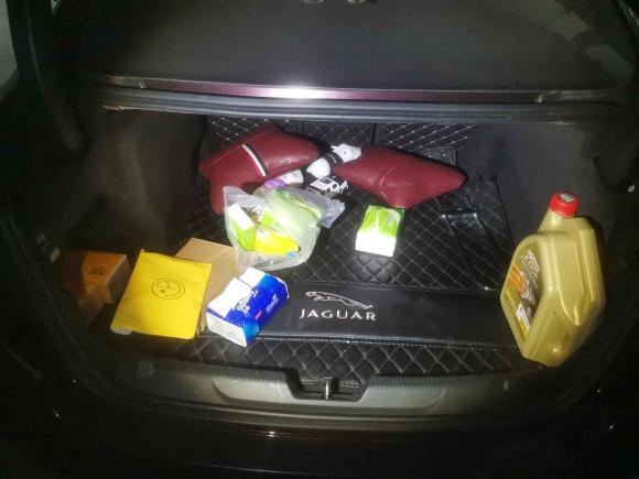 [广州·黑L] 二手捷豹捷豹XEL2019款 2.0T 200PS 精英版